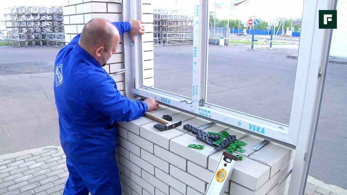 Правильная технология установки пластиковых окон в кирпичном доме своими руками.
